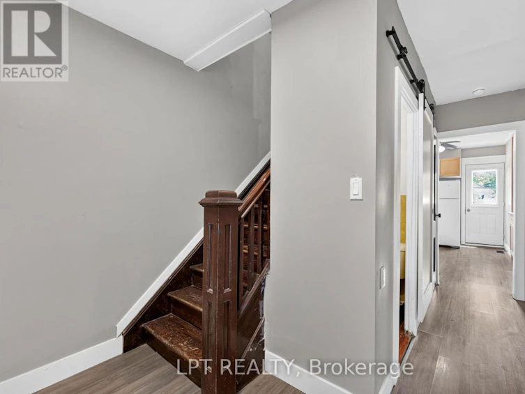 38 Main Street N, Huron East, ON, N0K 1W0 - 8