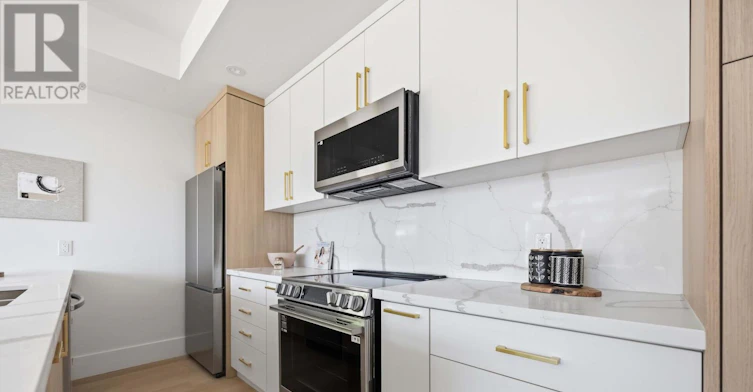 D-102 Boultbee Avenue, Toronto, ON, M4J 1B3