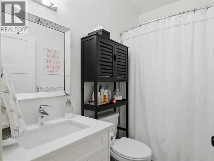 1568 Emerald Drive, Kamloops, BC, V2E 0C4 - 16