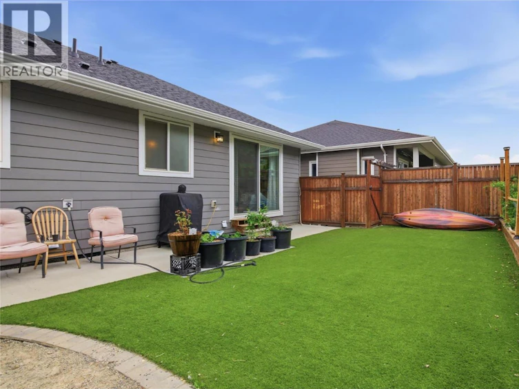 1568 Emerald Drive, Kamloops, BC, V2E 0C4 - 46