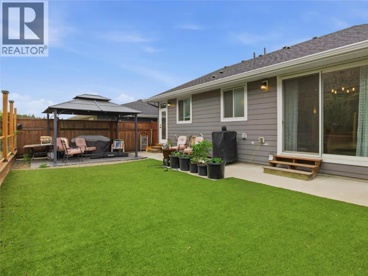 1568 Emerald Drive, Kamloops, BC, V2E 0C4 - 48