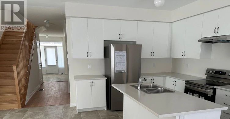 34 Durham Avenue, Barrie, ON, L9S 2Z8 - 8