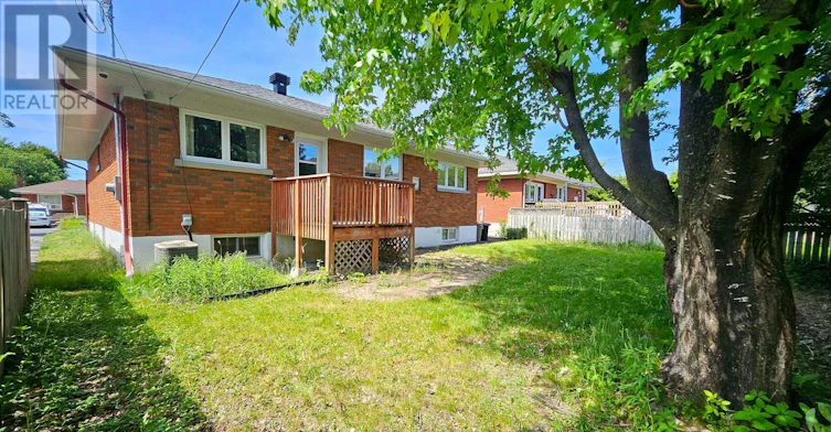 1764 Gage Crescent, Ottawa, ON, K2C 0Z9 - 2