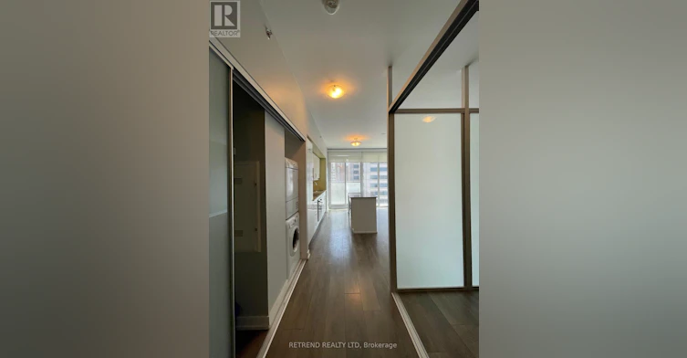 1709-426 University Avenue, Toronto, ON, M5G 1S9 - 4