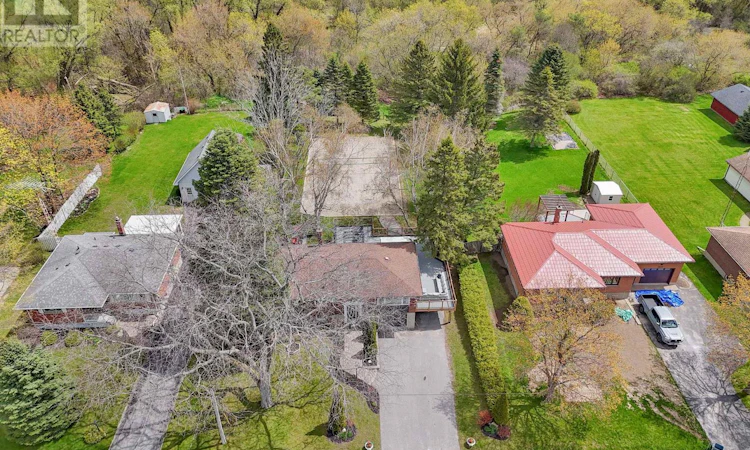 5701 Ochonski Road