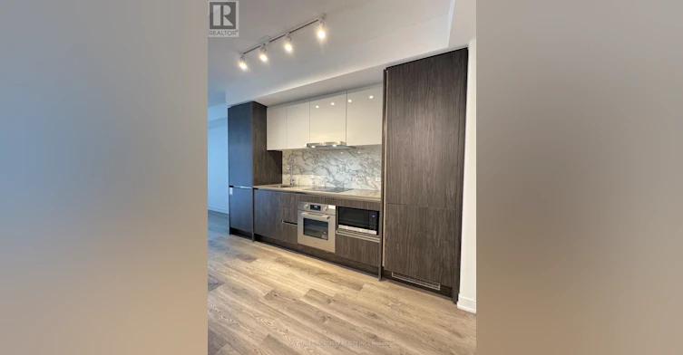 803-180 Front Street E, Toronto, ON, M5A 0A9 - 10
