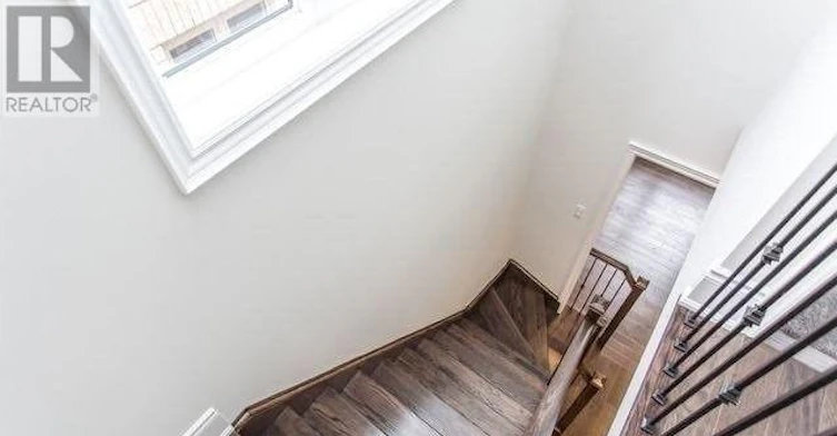 25 Applegate Drive, East Gwillimbury, ON, L9N 0R2 - 5