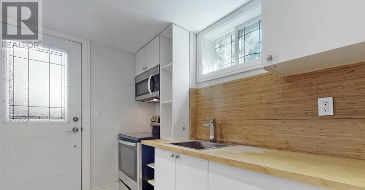 72 Lensmith Drive, Aurora, ON, L4G 6R9 - 6