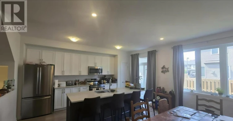 836 Dynasty Street W, Ottawa, ON, K4A 4T7 - 4