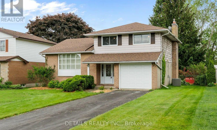 899 Percy Crescent
