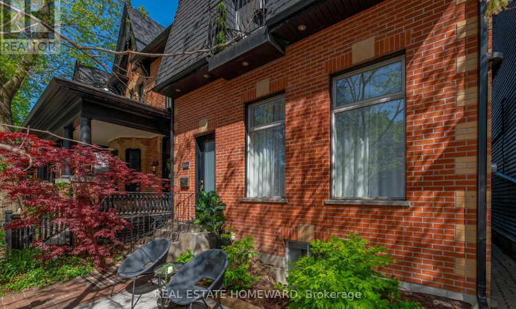 136 Spruce Street