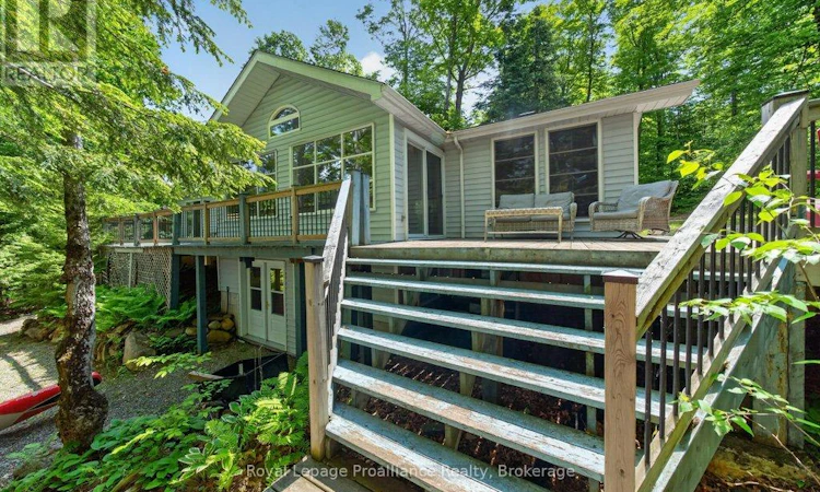 1107 Peters Lane