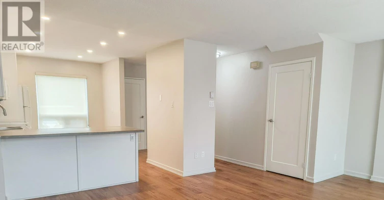 6-971 Gulf Place, Ottawa, ON, K1K 3X9 - 5