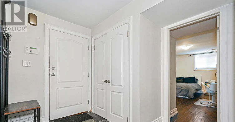 BSMT-916 Scarlett Road, Toronto, ON, M9P 2V4 - 23