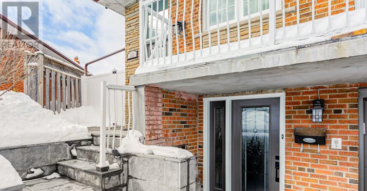 22 Bamford Crescent, Toronto, ON, M3N 1T8 - 4