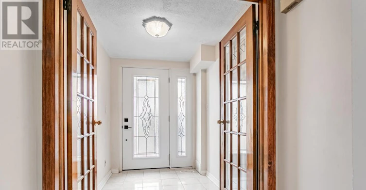 22 Bamford Crescent, Toronto, ON, M3N 1T8 - 5