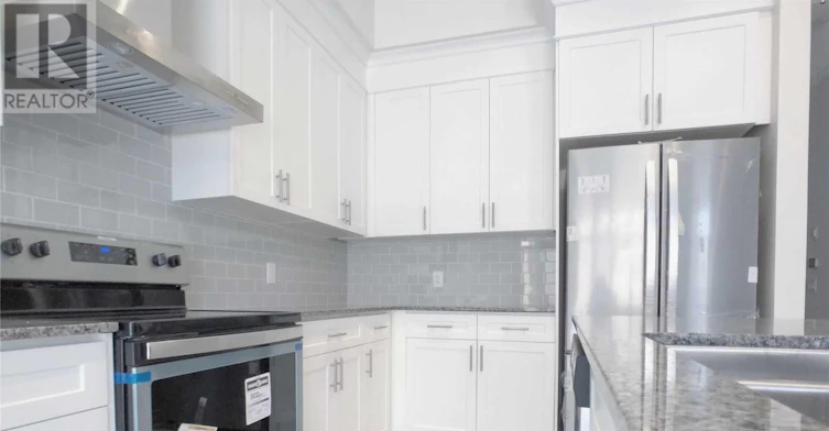 9 St Ives Crescent, Whitby, ON, L1P 0C5 - 9