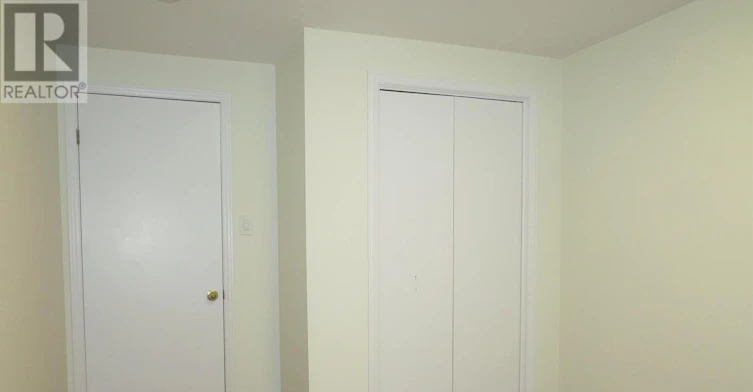 4 Meridene Crescent E, London, ON, N5X 1G5 - 17