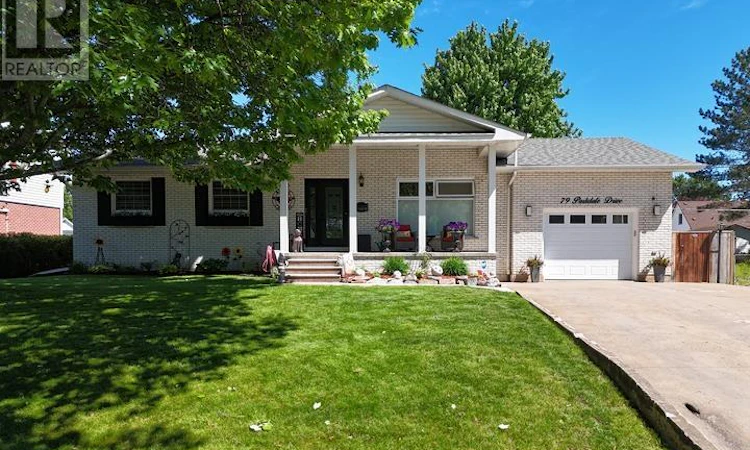 79 Parkdale Drive