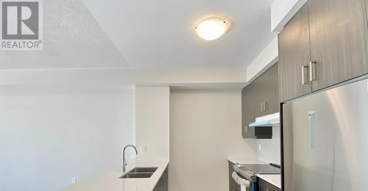 337-100 Honeycrisp Crescent, Vaughan, ON, L4K 0N7 - 11