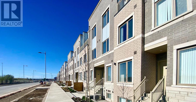 337-100 Honeycrisp Crescent, Vaughan, ON, L4K 0N7