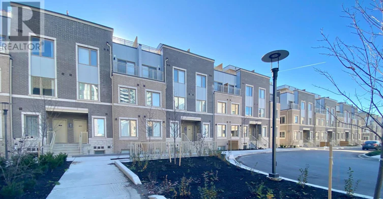 337-100 Honeycrisp Crescent, Vaughan, ON, L4K 0N7 - 2