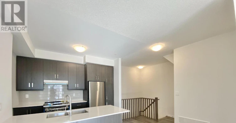 337-100 Honeycrisp Crescent, Vaughan, ON, L4K 0N7 - 9