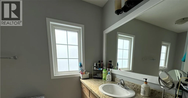 13 Sorrento Street, Kitchener, ON, N2R 0A4 - 10