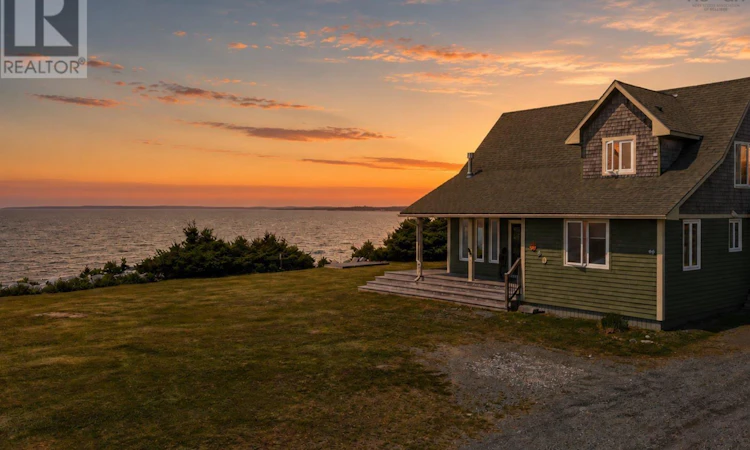 80 Pierce Point Road