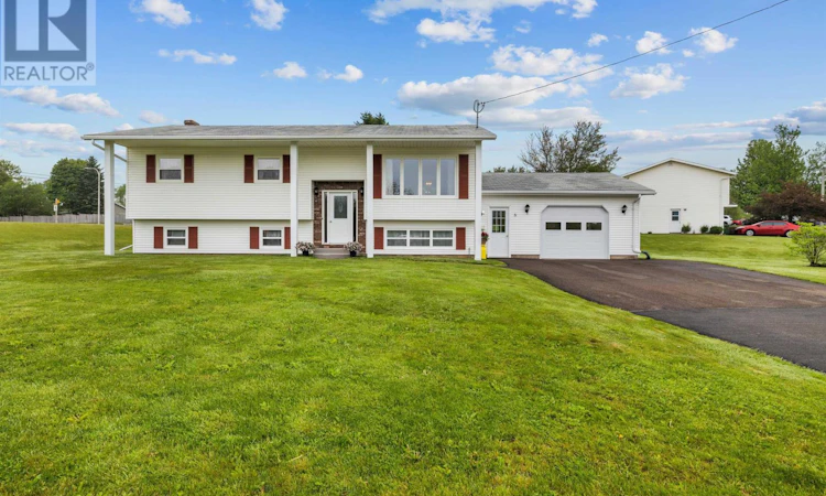 8 Oakland Drive