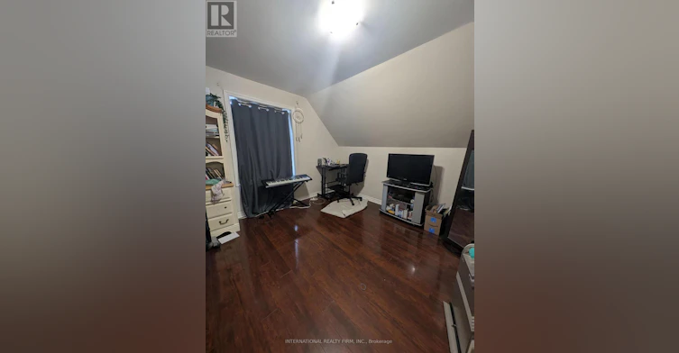 MAIN HOUSE-216 Bogert Avenue, Toronto, ON, M2N 1L3 - 11