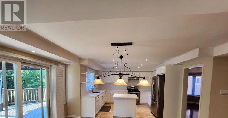 MAIN-316 Alex Doner Drive, Newmarket, ON, L3X 1G4 - 4