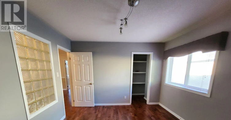MAIN-316 Alex Doner Drive, Newmarket, ON, L3X 1G4 - 17