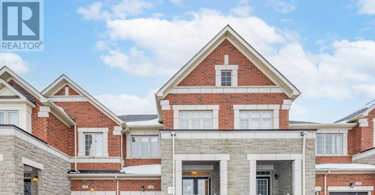 218 Roy Harper Avenue, Aurora, ON, L4G 7C4 - 2