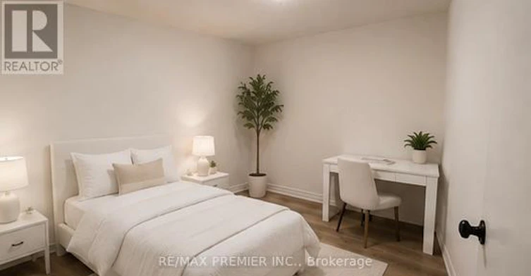 LOWER-11 Seneca Avenue, Toronto, ON, M6N 2G7 - 3