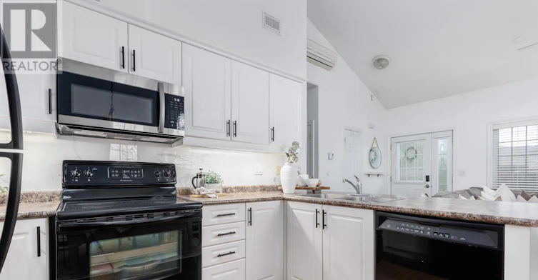 1501-325 Densmore Road, Cobourg, ON, K9A 0E4 - 18
