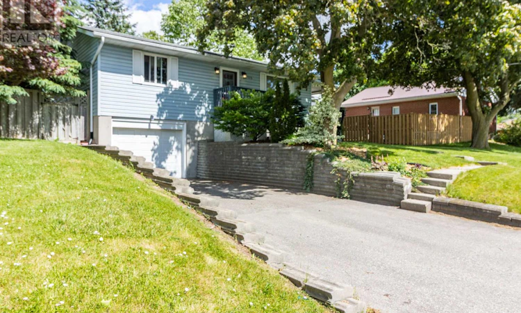 115 Fyfe Avenue