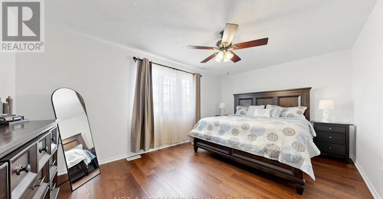 47 Acorn Lane, Bradford West Gwillimbury, ON, L3Z 0H5 - 22