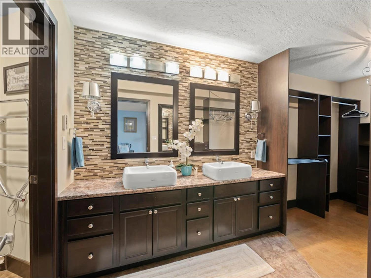 4105 Pleasant Valley Road, Vernon, BC, V1T 4M1 - 59