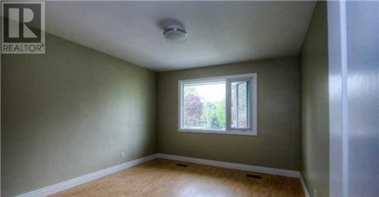 207 Pinehurst Drive, Oakville, ON, L6J 4X2 - 10