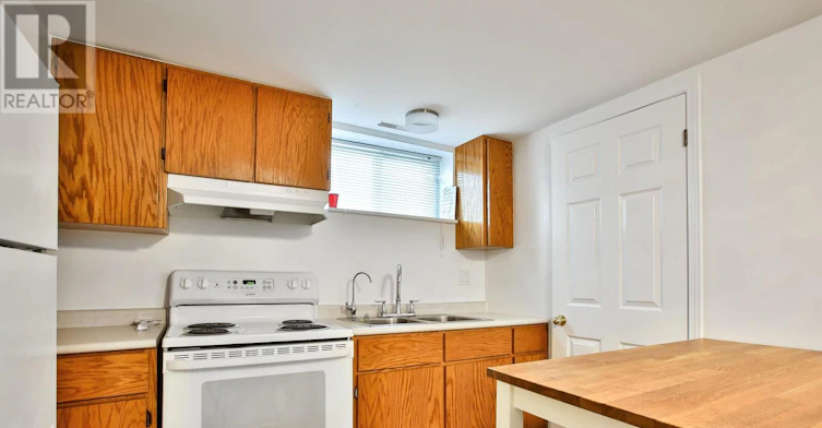 12 Newton Drive, Toronto, ON, M2M 2M7 - 18
