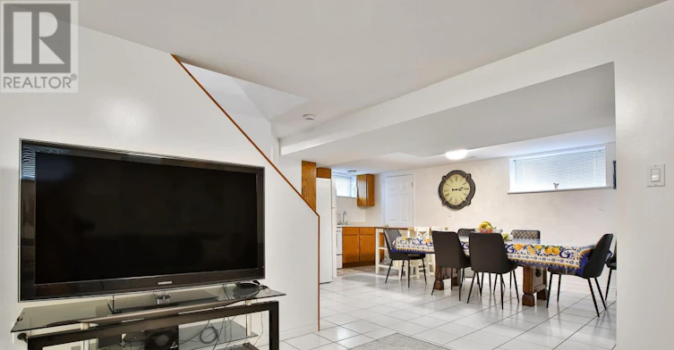 12 Newton Drive, Toronto, ON, M2M 2M7 - 17