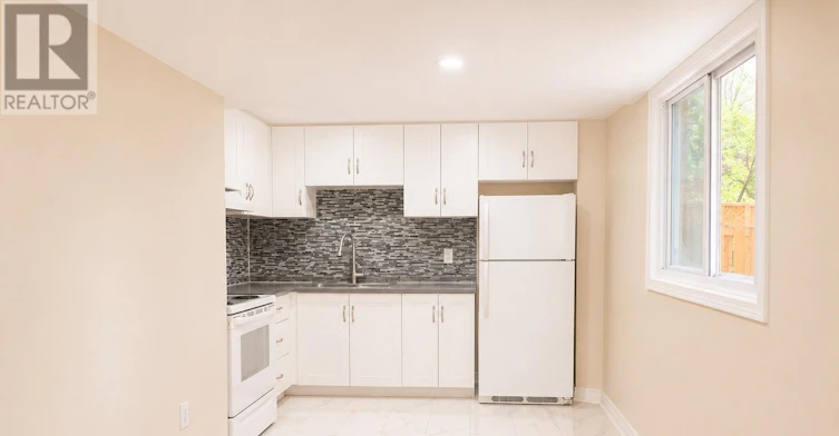 16 Dominy Drive, Ajax, ON, L1T 3H6 - 16