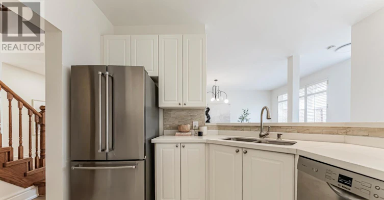 5 Angus Glen Boulevard, Markham, ON, L6C 1Z1 - 12