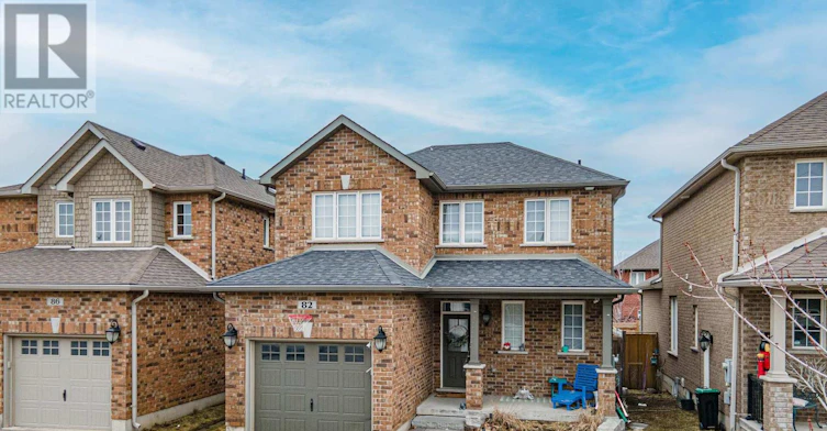 82 Nathan Crescent, Barrie, ON, L4N 0S4 - 2