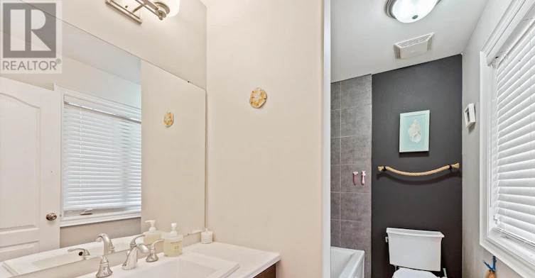 82 Nathan Crescent, Barrie, ON, L4N 0S4 - 32