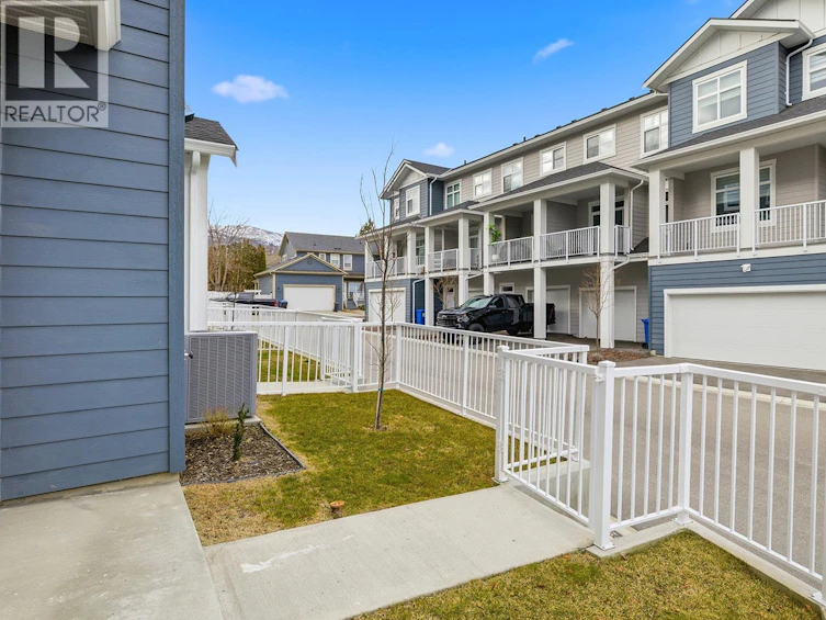 115-5300 Main Street, Kelowna, BC, V1W 0C1 - 5