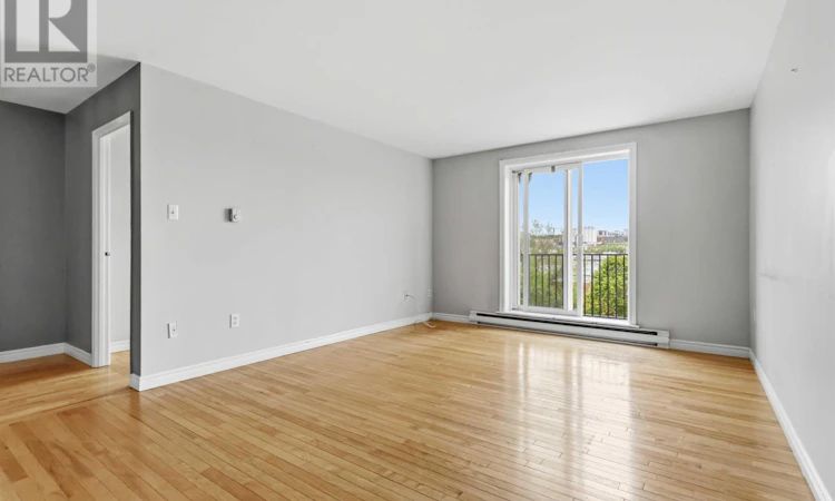 323-7 Jamieson Street