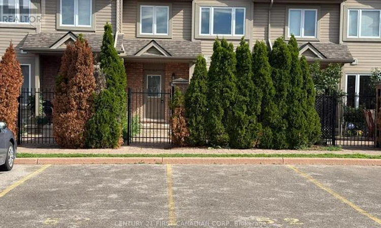 52-1600 Mickleborough Drive