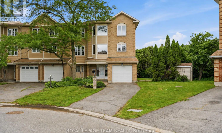 18 Arbordale Crescent